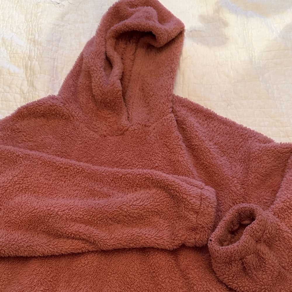 Cozy Women's Hooded Sweater - Pink